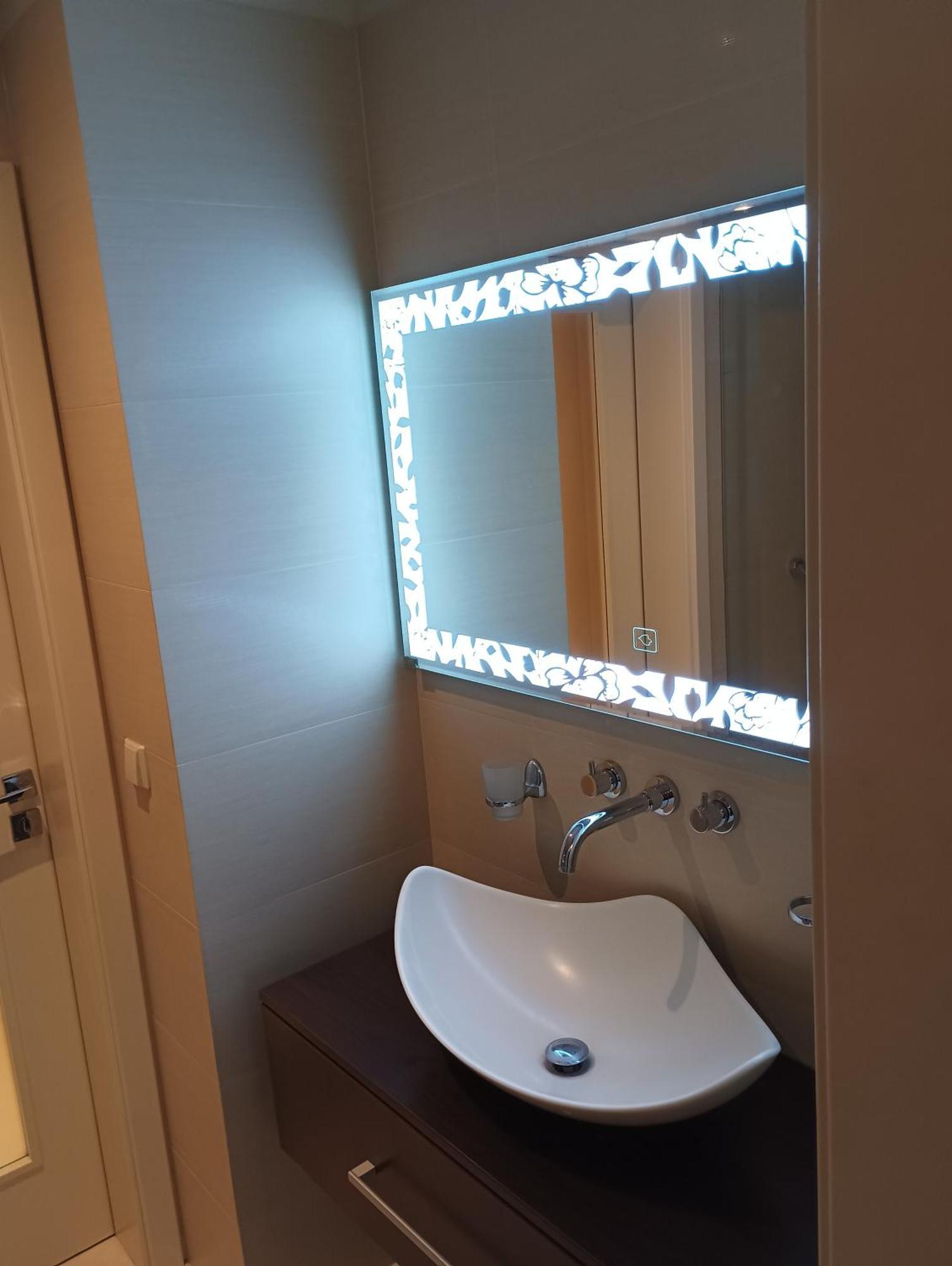 Privatunterkunft Modern In 6