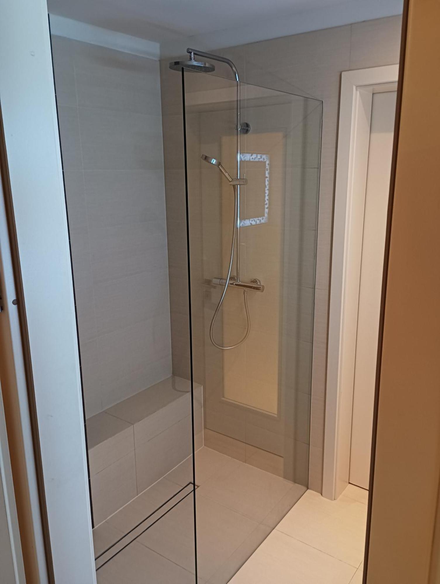 Privatunterkunft Modern In 6 *